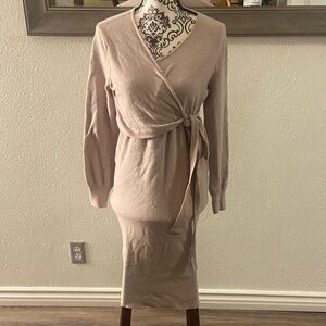 Isabel Maternity by Ingrid & Isabel Long Sleeve Beige Dress